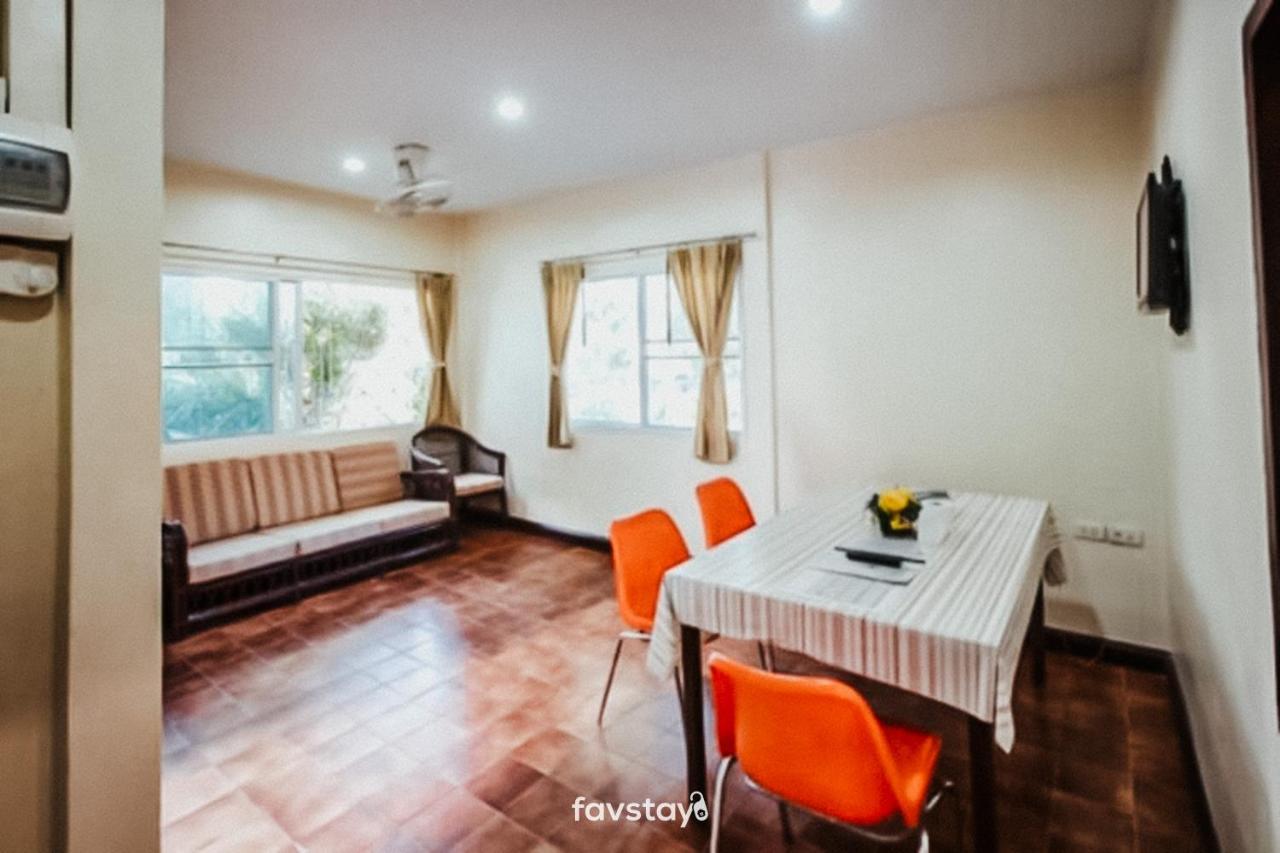Twin Palms Suites And Residence 芭達亞 外观 照片