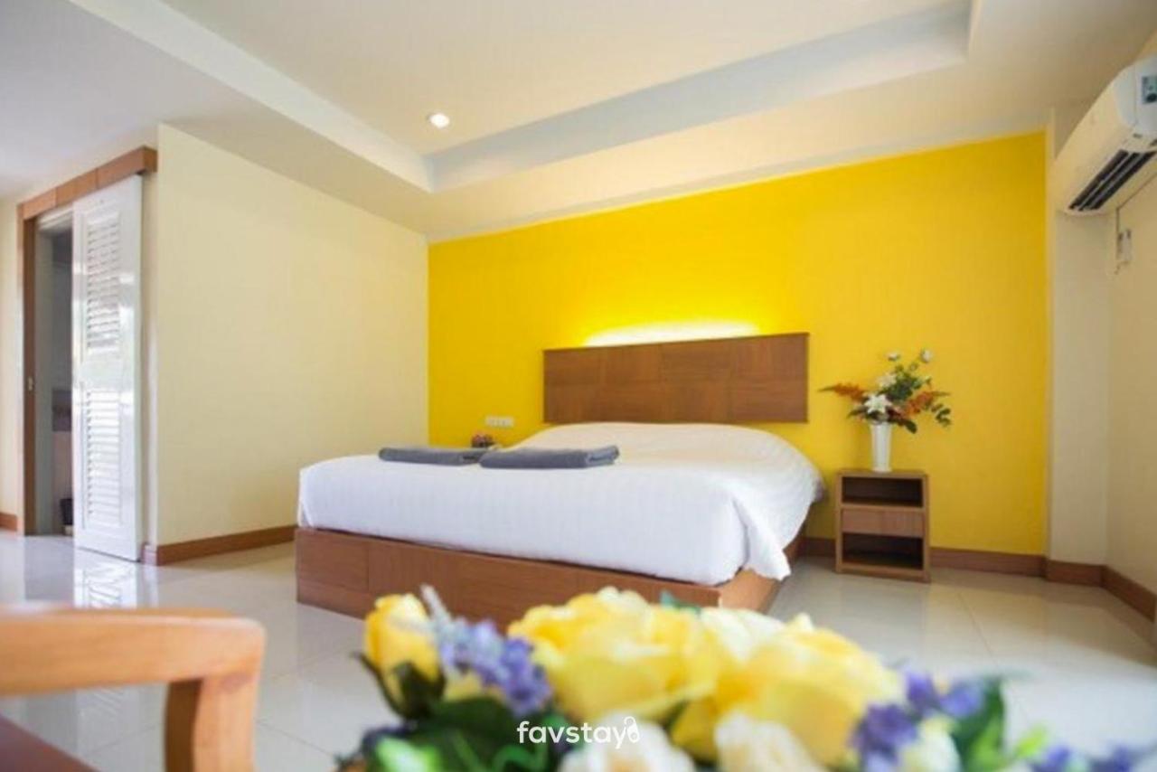 Twin Palms Suites And Residence 芭達亞 外观 照片